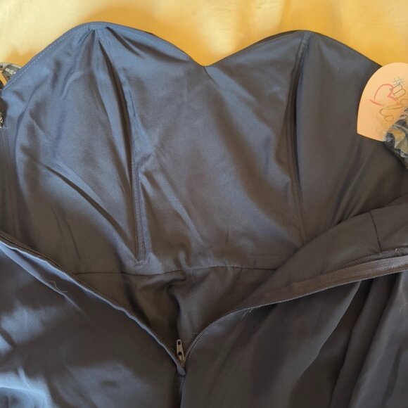 NWT Signature by Alfred Angelo Midnight Blue Sweetheart Bodice Maxi Evening Gown - Picture 9 of 12